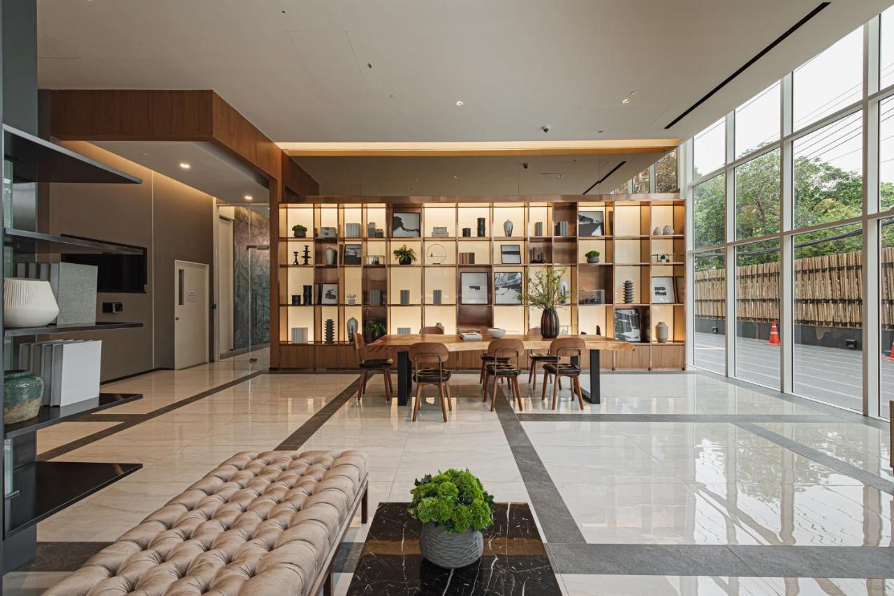 ไซมิส เอ็กซ์คลูซีฟ สุขุมวิท 42 Aparthotel กรุงเทพมหานคร ภายนอก รูปภาพ